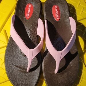 Okabshi flip flops